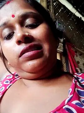 Hot-Show2 online show from 15, 10, 2025