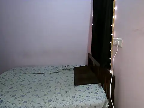 Snapshot of Brownie_baby chatting on 22, 11, 2025 Brownie baby online show from 22, 11, 2025