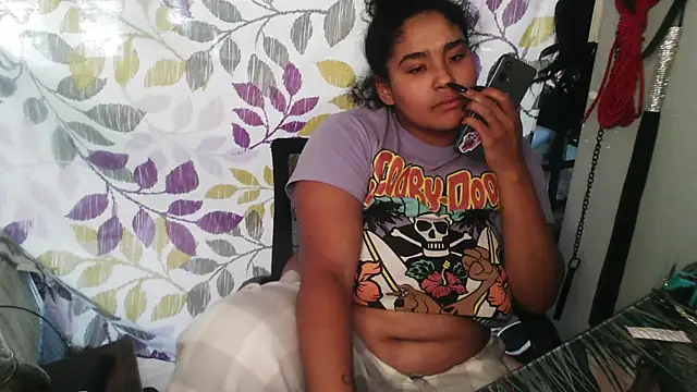 Snapshot of Mommybubbles2 chatting on 23, 10, 2025 Mommybubbles2 online show from 23, 10, 2025