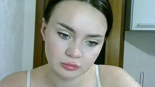 Bonny Candy online show from 28, 10, 2025