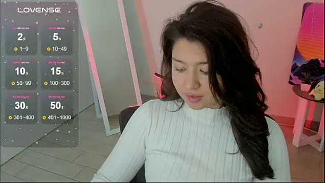 Snapshot of Sandra_Curly chatting on 28, 10, 2025 Sandra Curly online show from 28, 10, 2025