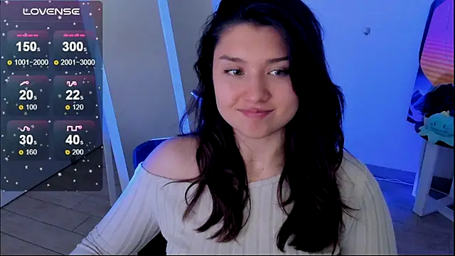 Snapshot of Sandra_Curly chatting on 8, 11, 2025 Sandra Curly online show from 8, 11, 2025