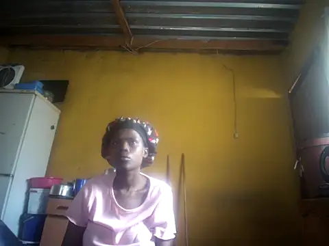 Caramelchick01 online show from 27, 9, 2025