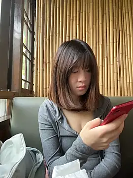 littleqiu online show from 23, 4, 2026