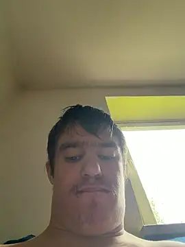 pussyhunter323557 online show from 5, 5, 2026