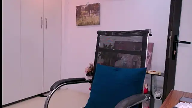 bunny b4nny online show from 15, 9, 2025