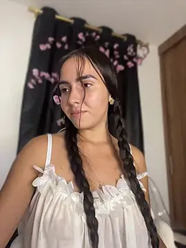 Scarlett05 online show from 2, 7, 2026