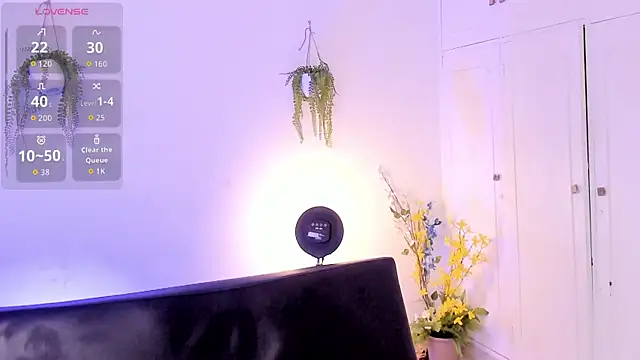 zarek lux online show from 3, 5, 2026