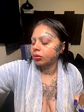 chicanachic13 online show from 12, 10, 2025