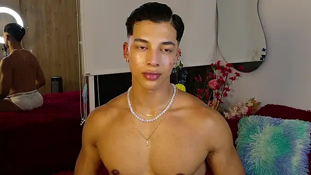 Troye Williams online show from 4, 8, 2026