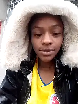 Snapshot of Shantall_ks chatting on 28, 6, 2026 Shantall ks online show from 28, 6, 2026