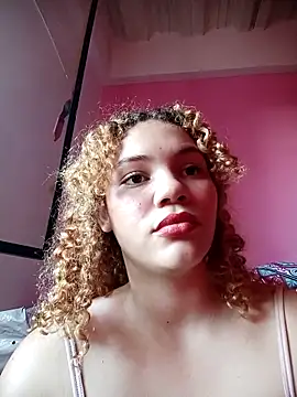 SirenRouge 69 online show from 15, 9, 2025