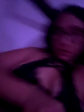 Snapshot of shory233 chatting on 4, 10, 2025 shory233 online show from 4, 10, 2025