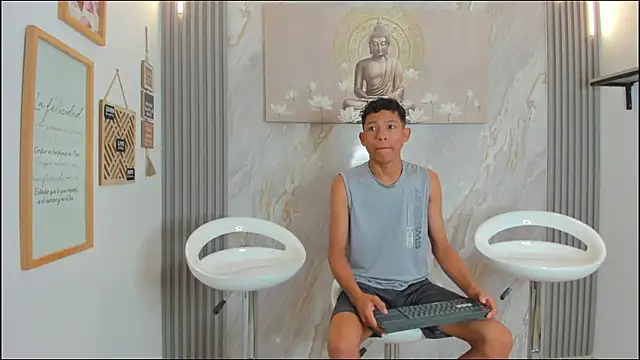 BEAUTY BOYS1 online show from 6, 1, 2026