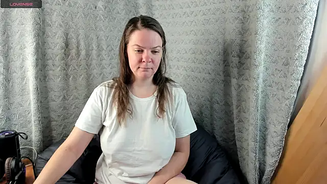 Snapshot of MiaLores chatting on 9, 9, 2025 MiaLores online show from 9, 9, 2025