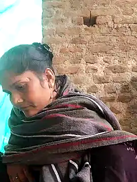 Snapshot of Rakhi_j chatting on 17, 11, 2025 Rakhi j online show from 17, 11, 2025