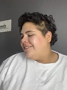 Hailey Curvy online show from 28, 7, 2026