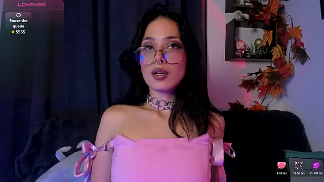 Seraphine hell online show from 5, 5, 2026