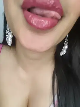 Cute merry01 online show from 24, 6, 2026
