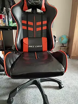 justleon187 online show from 24, 3, 2026