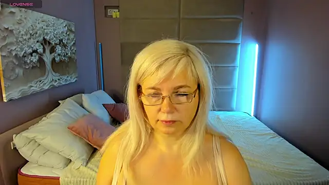 Hella Fabel online show from 24, 5, 2026