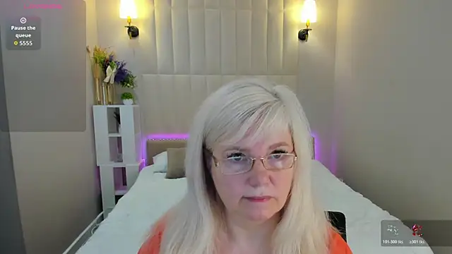 Hella Fabel online show from 11, 6, 2026