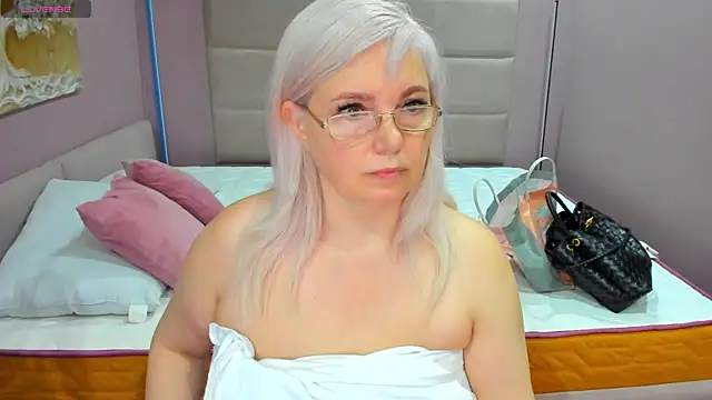 Hella Fabel online show from 27, 6, 2026