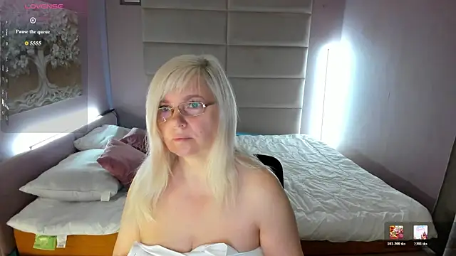Hella Fabel online show from 26, 7, 2026