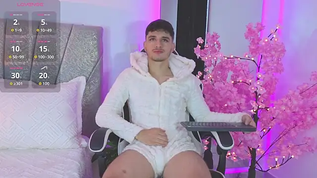 LiamMuller online show from 4, 5, 2026