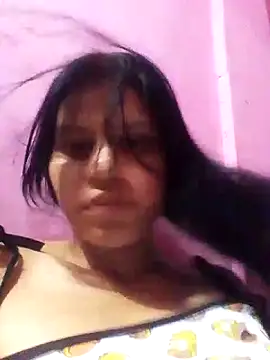 chiquitaputa online show from 9, 5, 2026