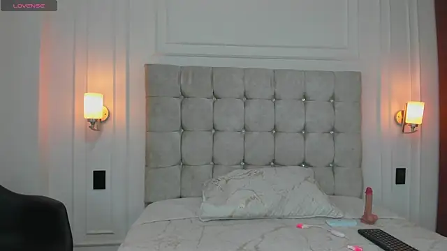 DulceEstrella  online show from 4, 10, 2025