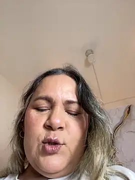 Snapshot of Lucy_Milf_474 chatting on 26, 9, 2025 Lucy Milf 474 online show from 26, 9, 2025