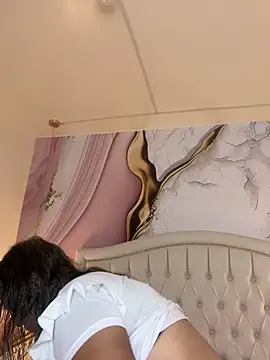 Lucy Milf 474 online show from 1, 5, 2026