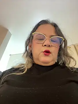 Snapshot of Lucy_Milf_474 chatting on 15, 6, 2026 Lucy Milf 474 online show from 15, 6, 2026