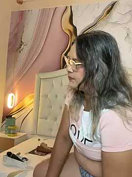 Lucy Milf 474 online show from 17, 7, 2026
