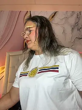 Lucy Milf 474 online show from 1, 8, 2026