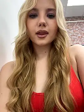 Sky Cutie online show from 22, 9, 2025