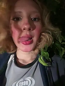 SweetBunnyGF online show from 13, 5, 2026