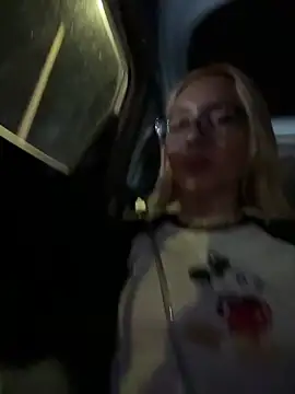 SweetBunnyGF online show from 30, 6, 2026