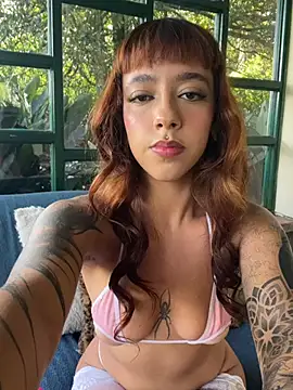 AliceMrtnz online show from 7, 5, 2026