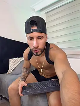 Thiago Hill online show from 8, 8, 2026