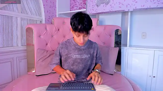 Dani rivass online show from 11, 3, 2026