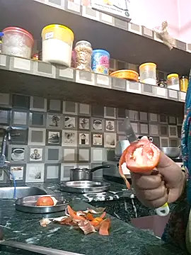 Snapshot of anjalibb chatting on 29, 9, 2025 anjalibb online show from 29, 9, 2025