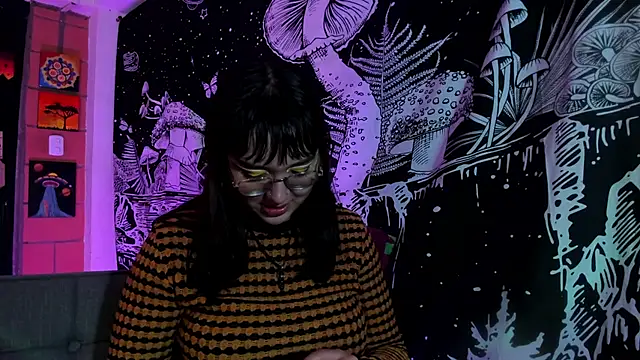 Violetaa Leee online show from 14, 9, 2025