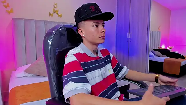 Nascary Fox online show from 6, 1, 2026