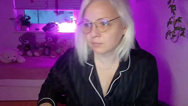 Linsy Kim online show from 14, 1, 2026