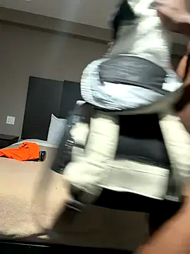 Snapshot of Vikehim chatting on 12, 11, 2025 Vikehim online show from 12, 11, 2025