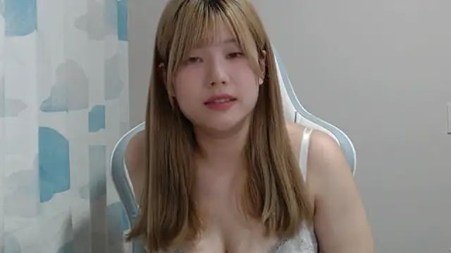 asuka xoxo online show from 22, 9, 2025