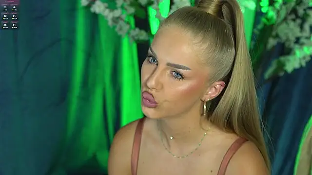 AubrieleRouj1 online show from 5, 7, 2026
