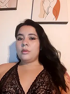 Snapshot of Yuli-27 chatting on 4, 11, 2025 Yuli-27 online show from 4, 11, 2025